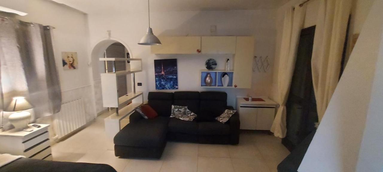 Appartamento Suite Deluxe Climatiz Cucina Giardino Wifi Smart Tv Amazon Prime Video Inclusi Aci Bonaccorsi Exterior photo
